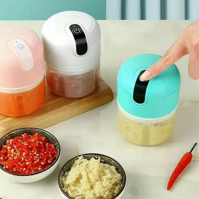 Multi-Functional Wireless Garlic Blender Small Mini Garlic Grinder Kitchen Gadgets Tool 2022